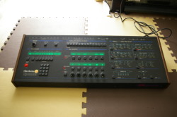 海外シンセ興亡記 I ： Oberheim Xpander review＞ ○メーカー名