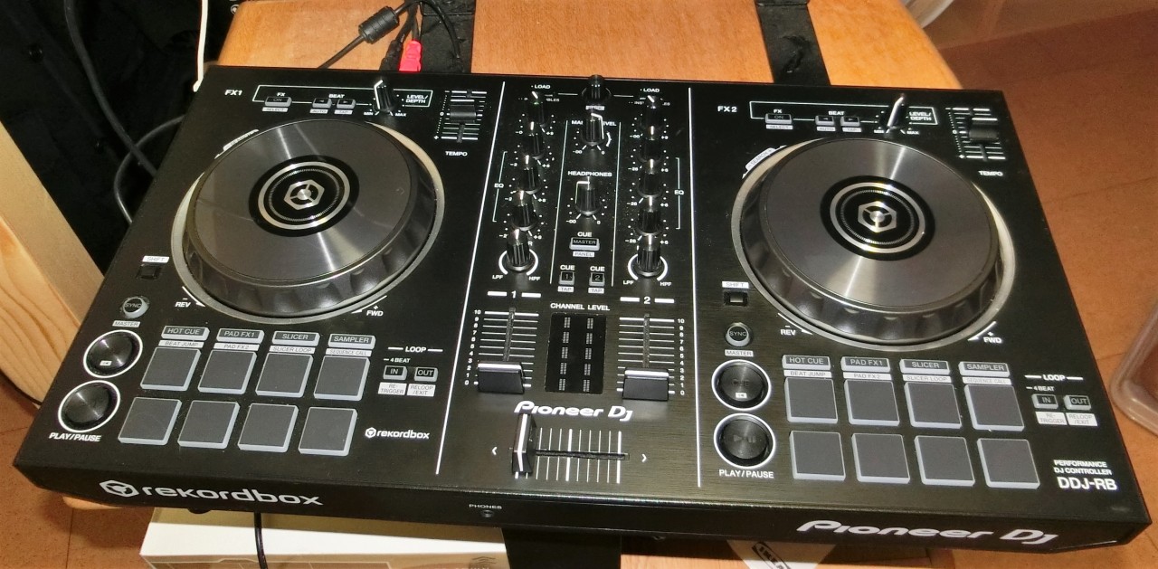 DDJ-RBは安くCDJの練習をするのに最適な機材であるというお話