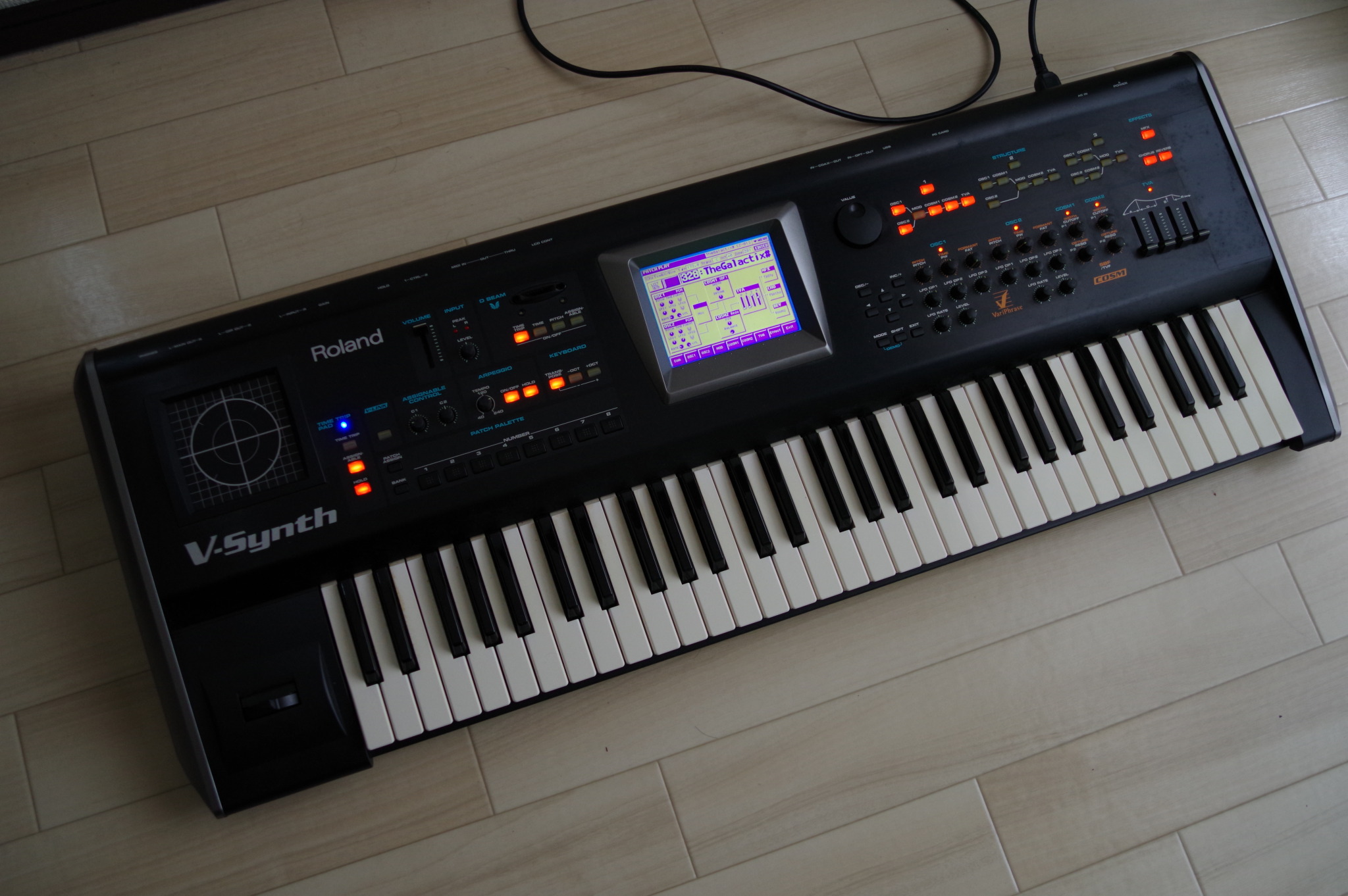 Roland V-SYNTH XT Ver2.0 ラックマウントシンセサイザー Roland V
