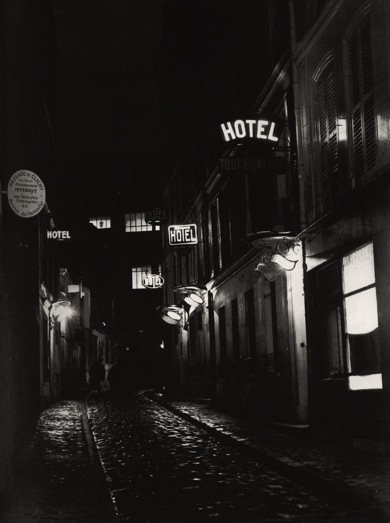 Magic Transistor — Brassaï, Paris After Dark No.27, 1933.