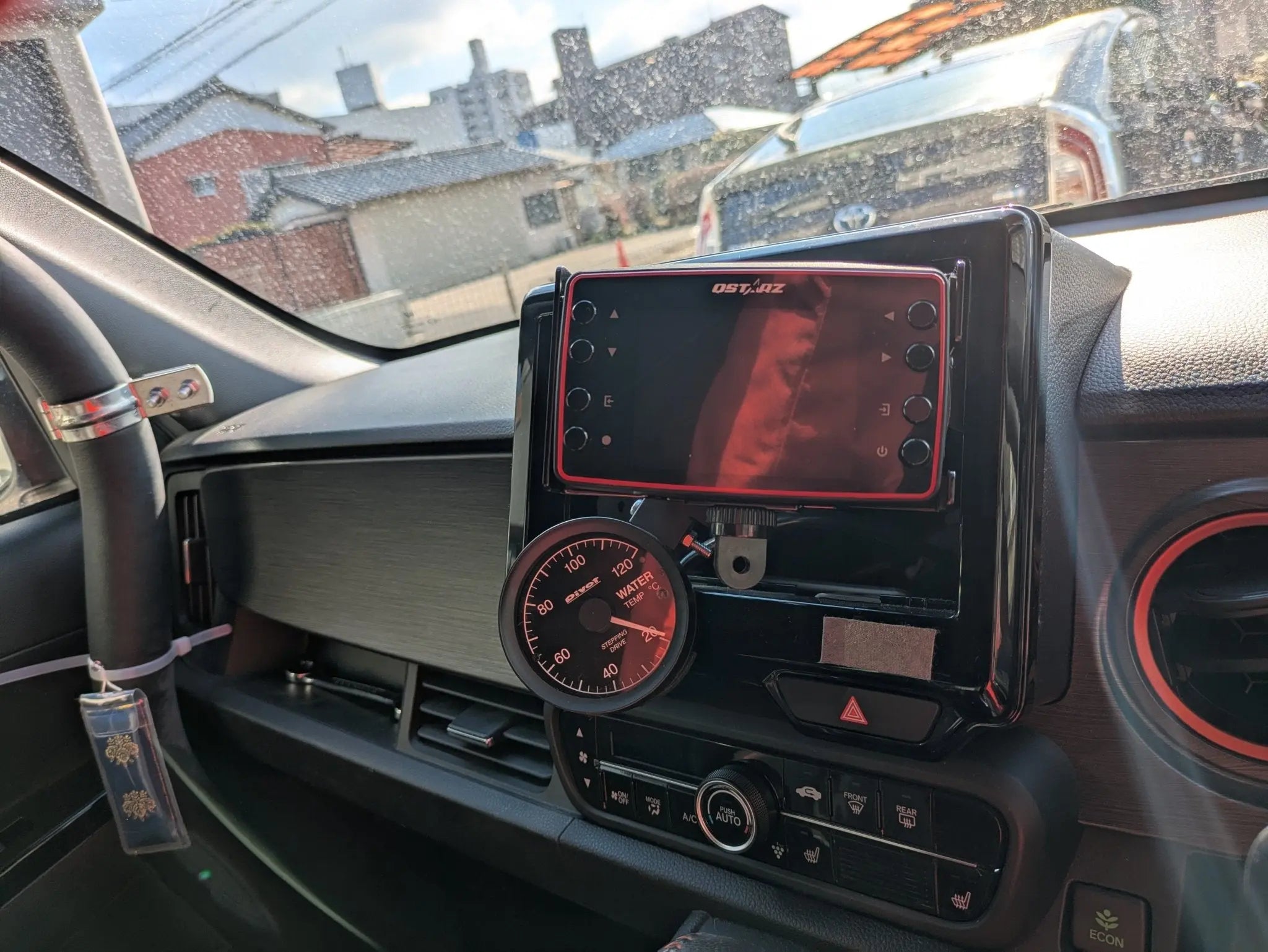 QSTARZ LT-8000GT / LT-8000S 対応 オリジナル取付ステー｜視認性と