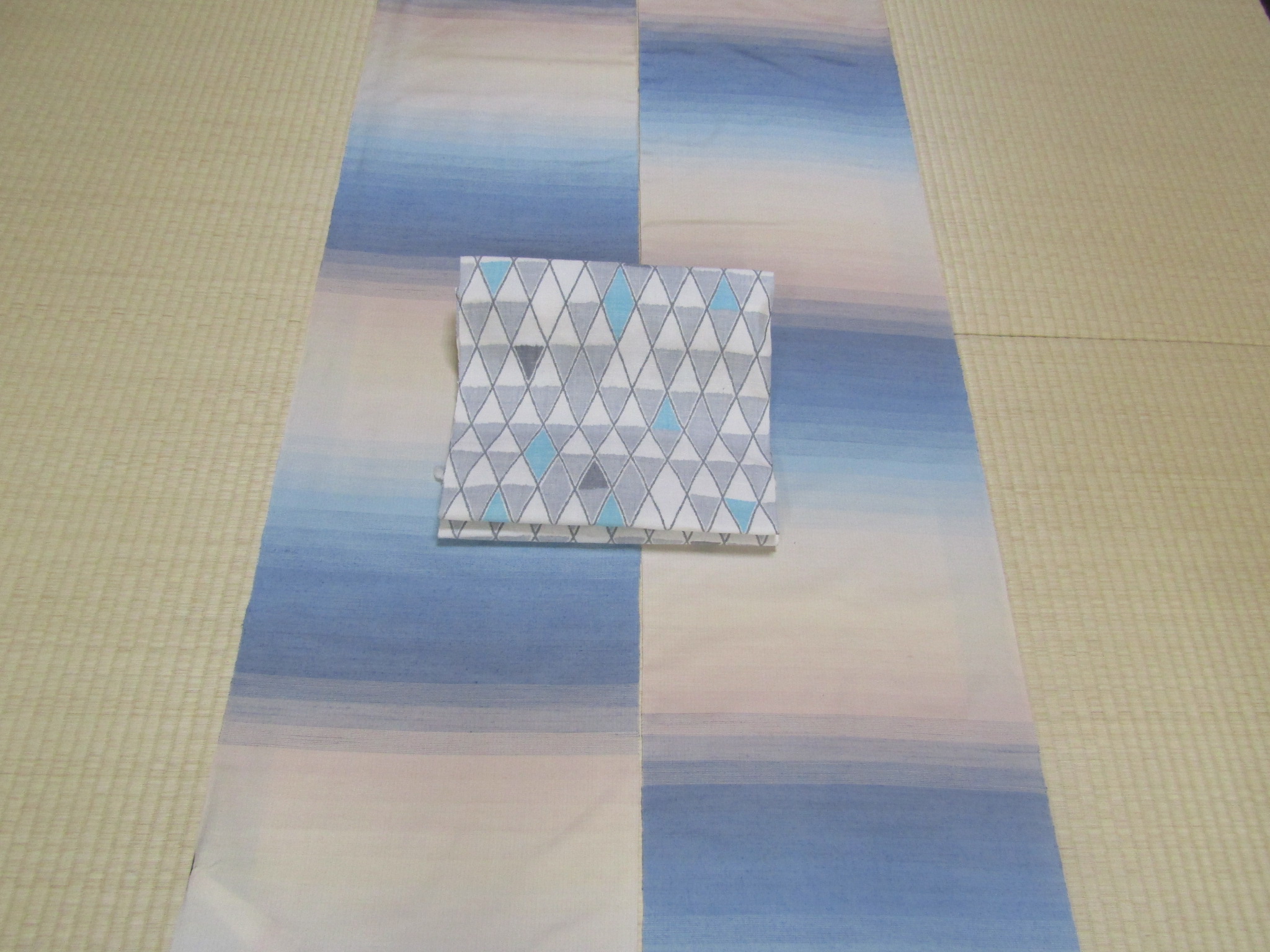 5月のコーディネート 鰹縞グラデーション紬を、軽やかな単衣で