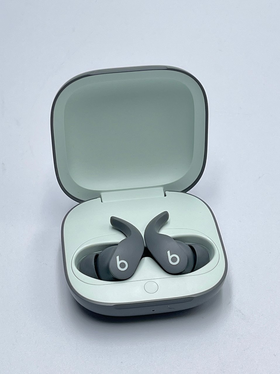 Beats Fit Pro (A2578) Grey/Sage Green - -