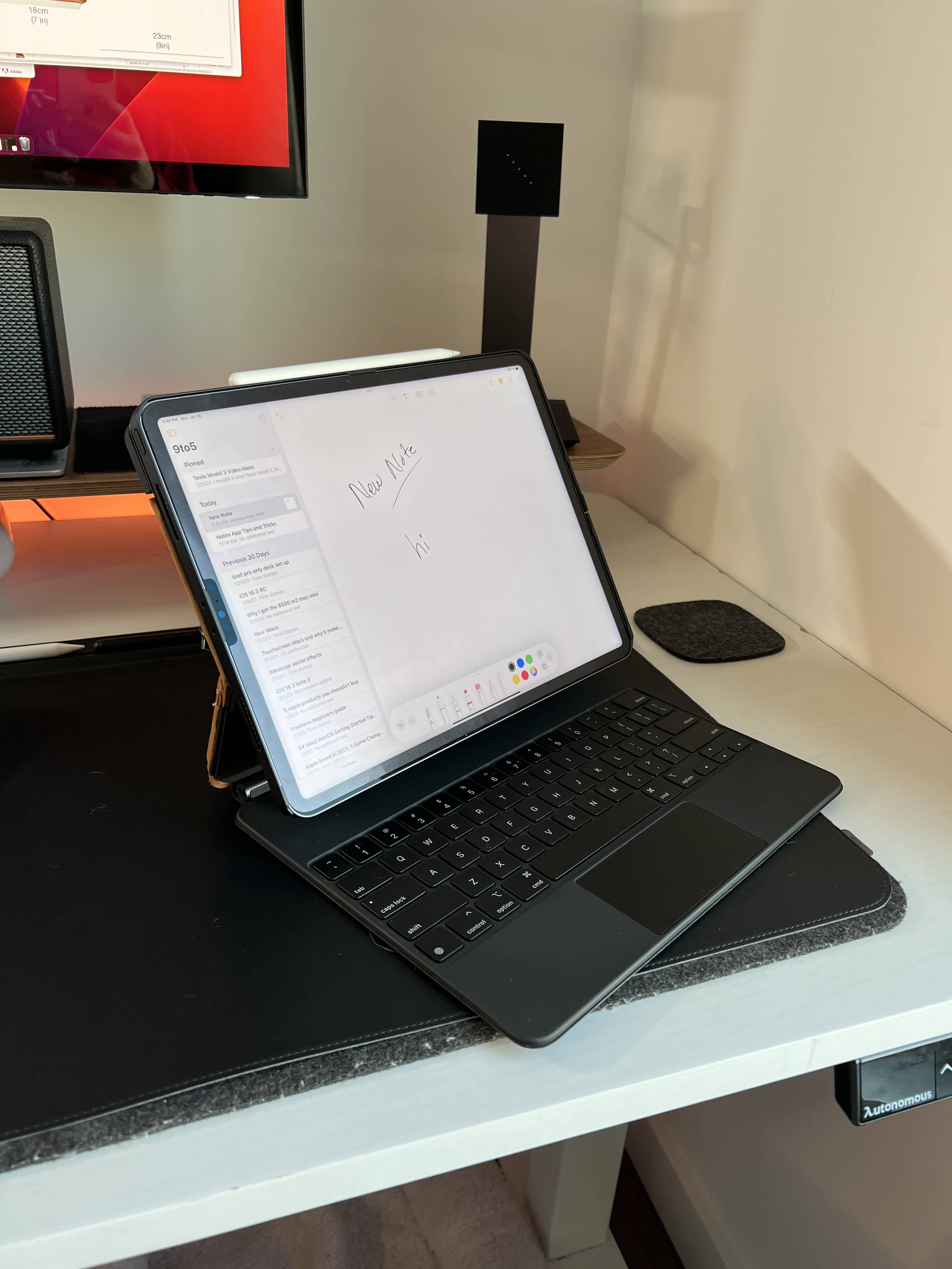 Apple Pencil 3 and next-gen Magic Keyboard expected to launch