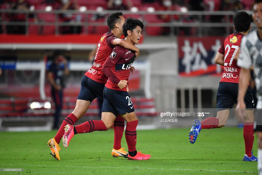 Jリーグピックアップ 鹿島アントラーズ 荒木選手が特注スパイクを着用