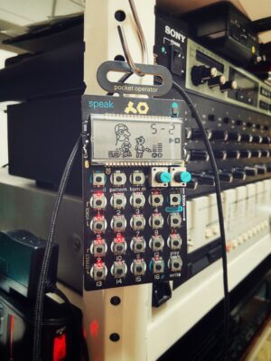 PO-35 Speak実機レビュー：DTM初心者でも楽しめる！音声サンプラーの新