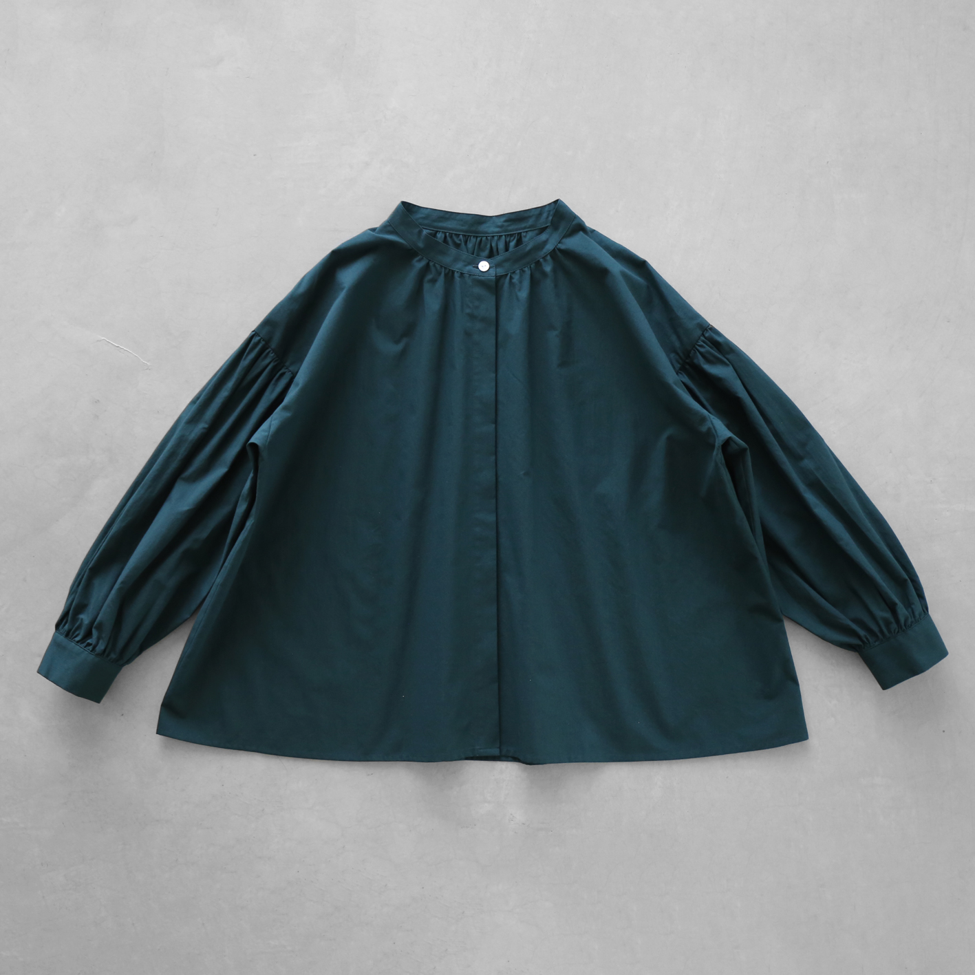 オーガニックコットンバルーンスリーブワイドブラウス U106をリリース