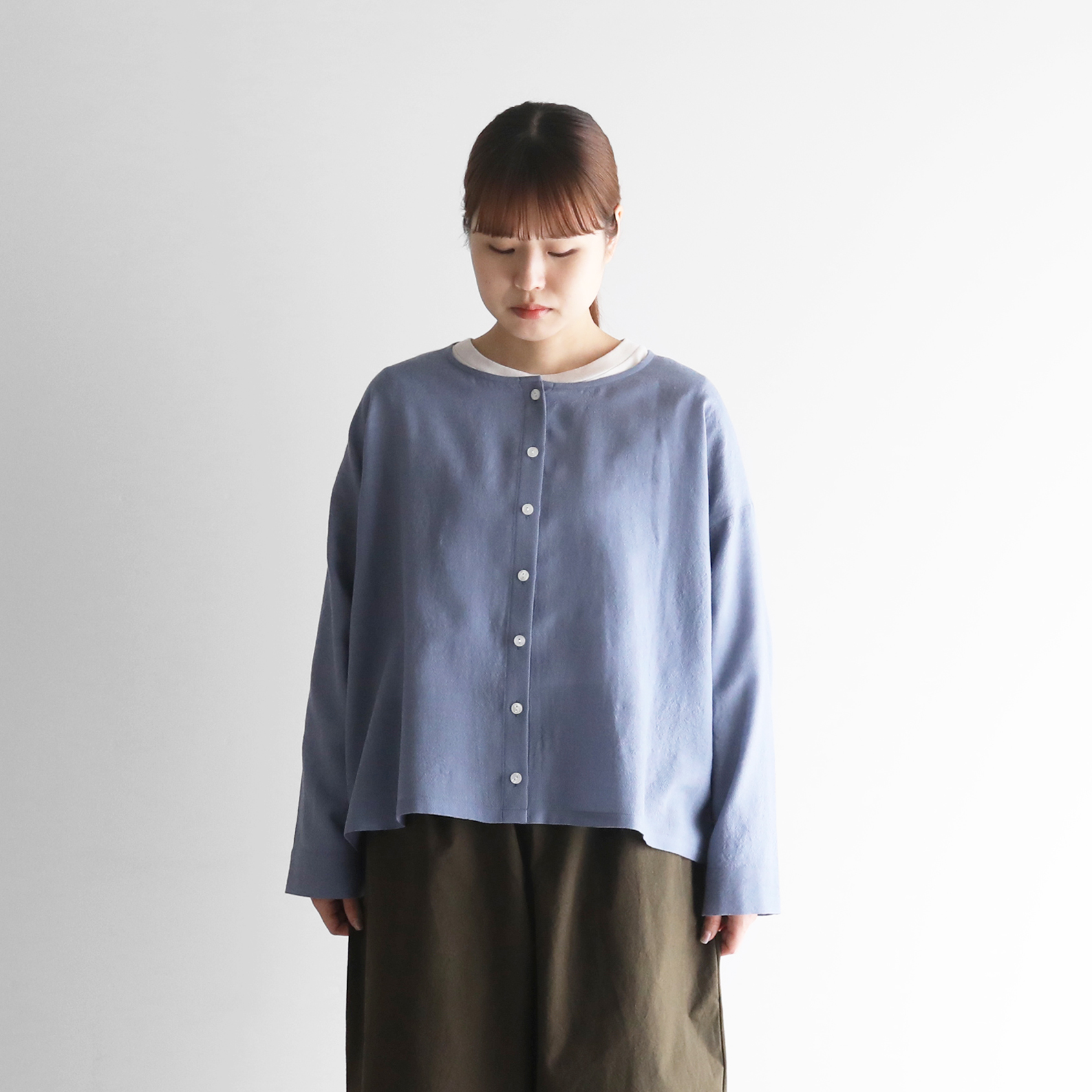 ウォッシャブルウールショートカーディガン 704をリリースしました