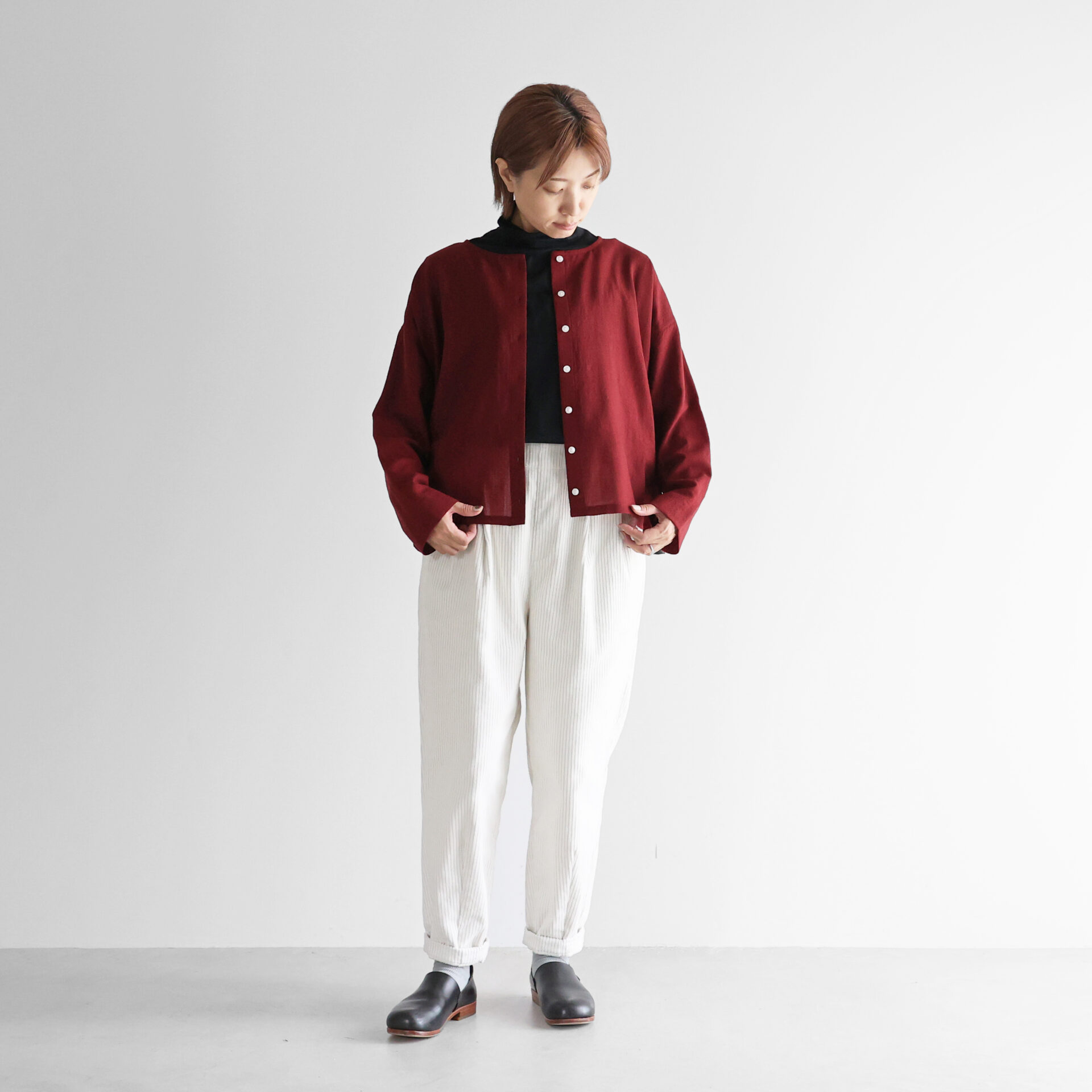 ウォッシャブルウールショートカーディガン 704をリリースしました