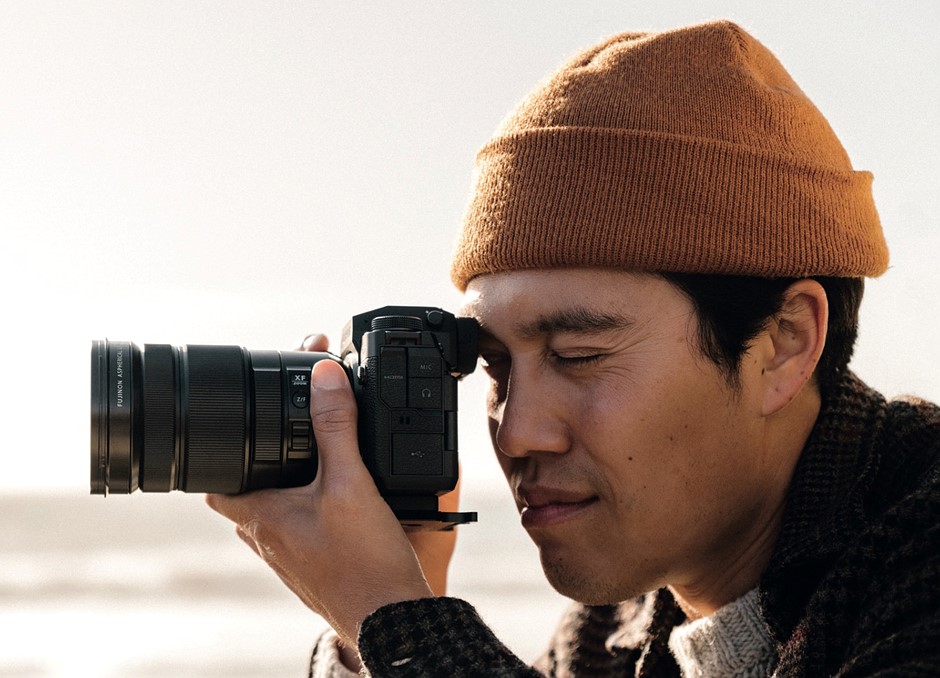 Fujifilm's XF 18-120mm F4 LM PZ WR lens is parfocal, weather