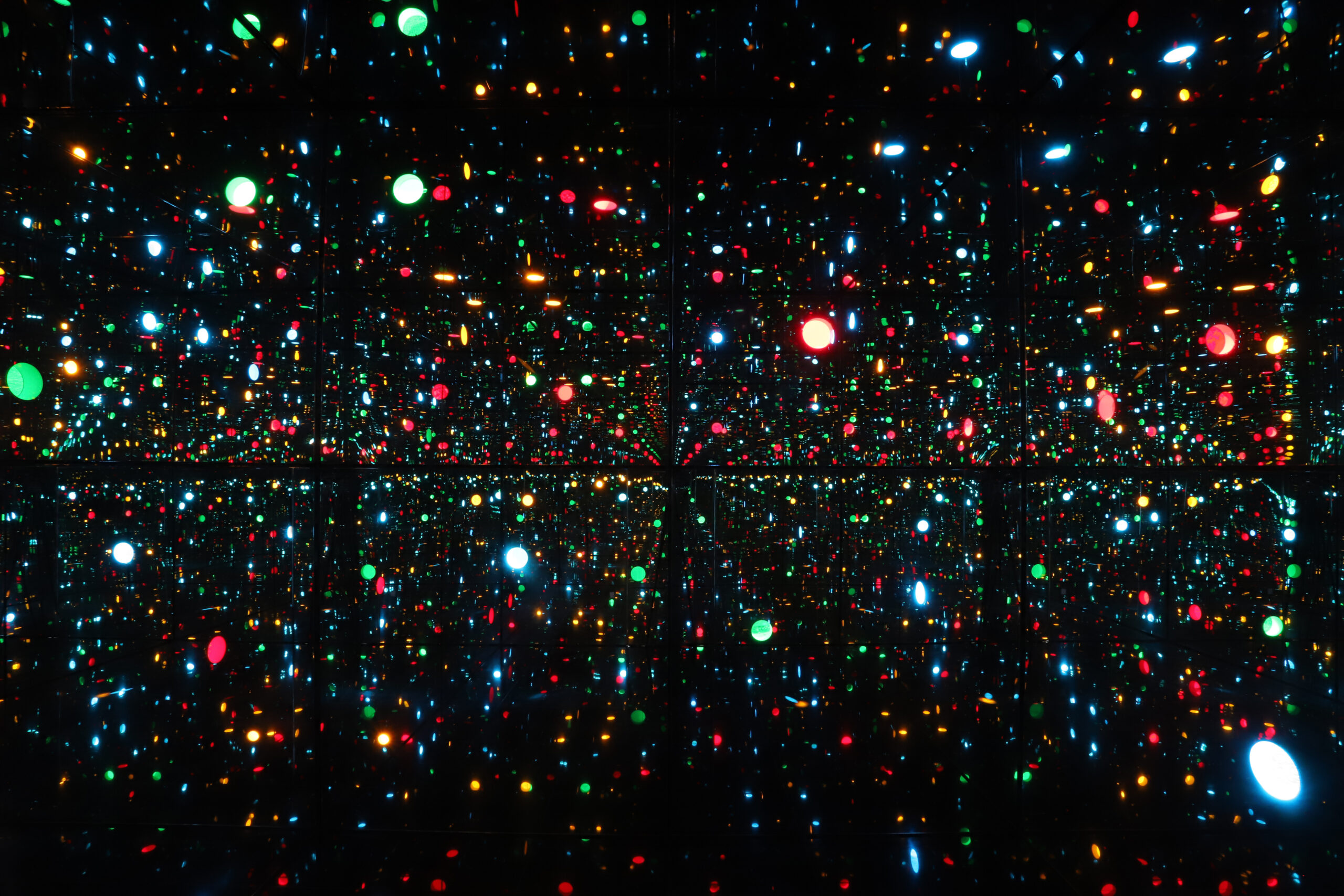 無限の鏡の間 ー心の中の幻 - 百年後芸術祭