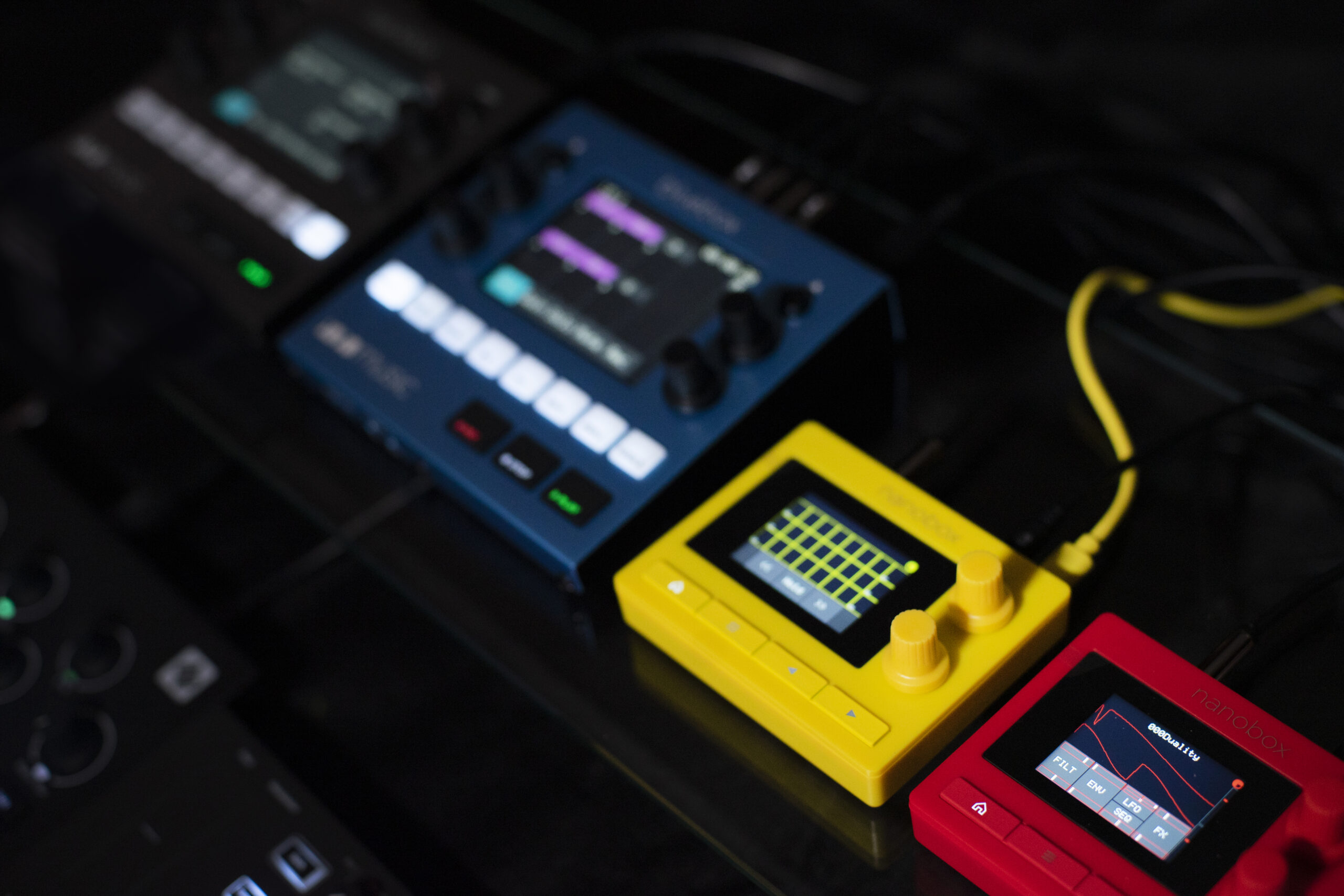 nanobox | lemondrop - Polyphonic Granular Mini Synth - 1010music LLC