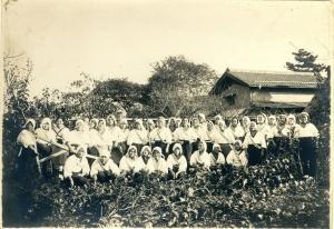 戦時の女性たち（大日本国防婦人会と防火訓練） | 14.行き交うヒトと