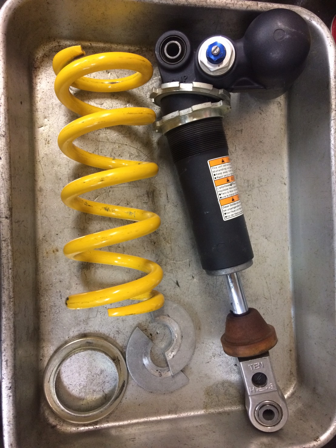 GSX-R1000純正リヤショックオーバーホール♪ 【10FACTORY】