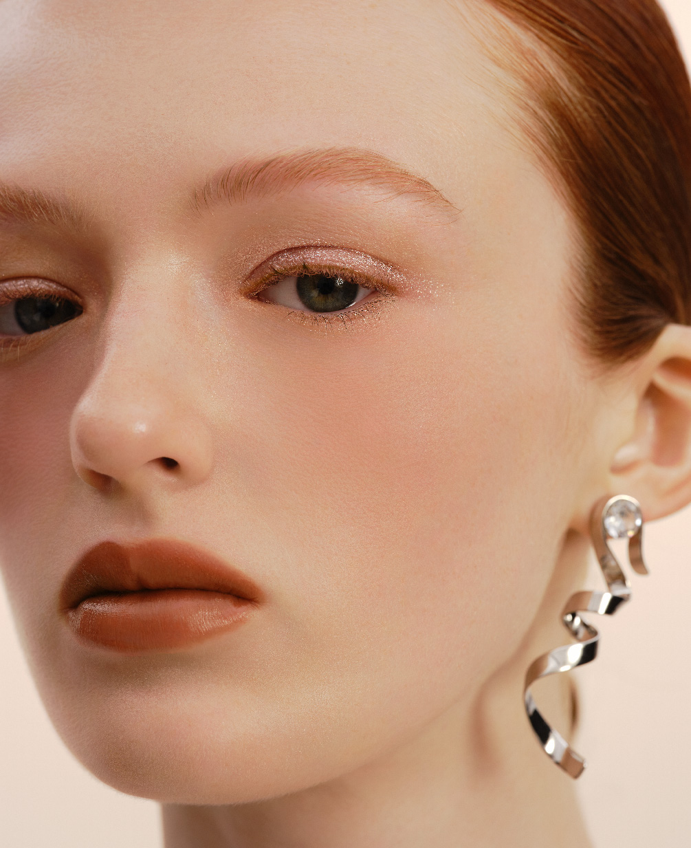 Expressive Eyes EX04 | Celvoke Website