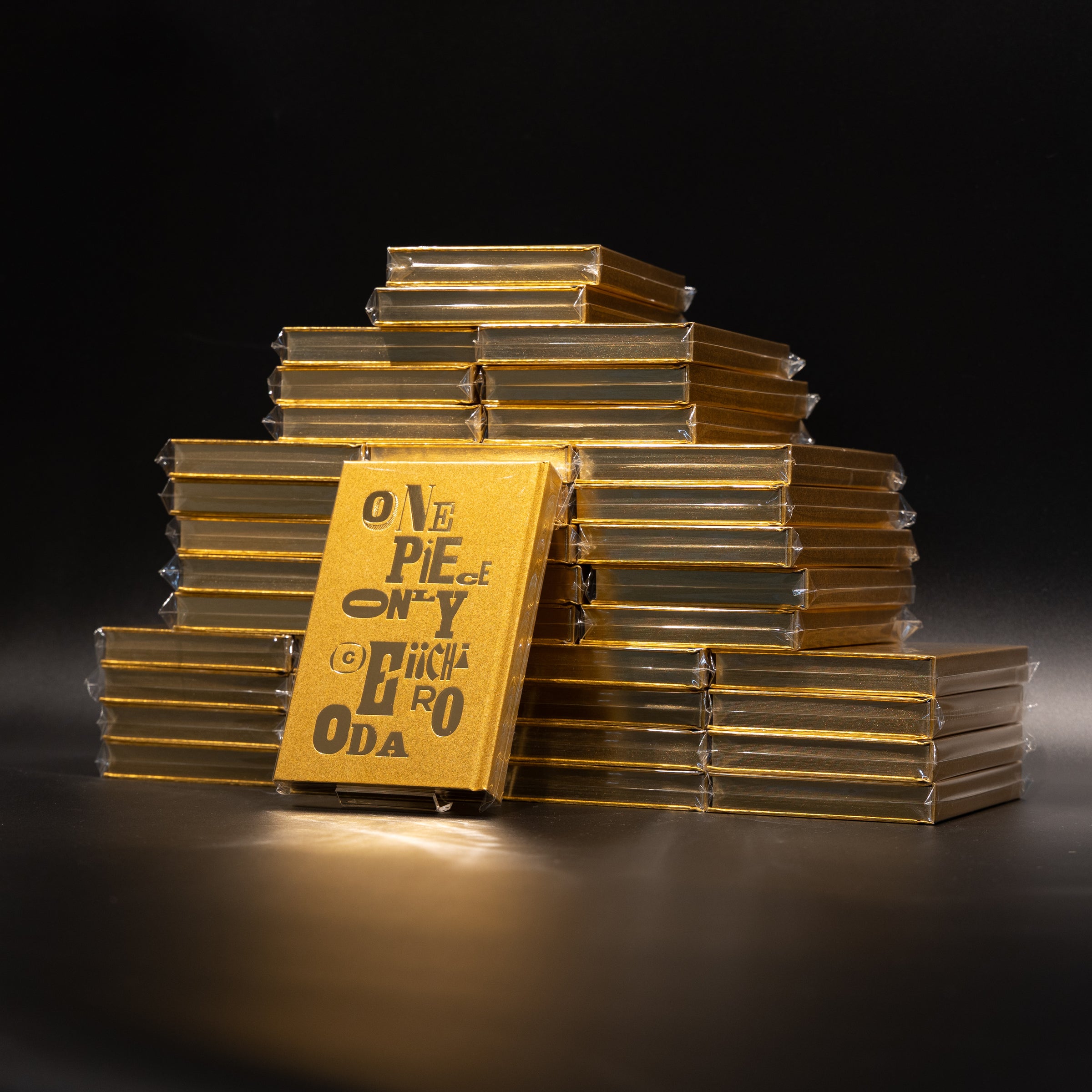 尾田栄一郎 『ONE PIECE ONLY / 4C』（展覧会公式図録） | Shueisha