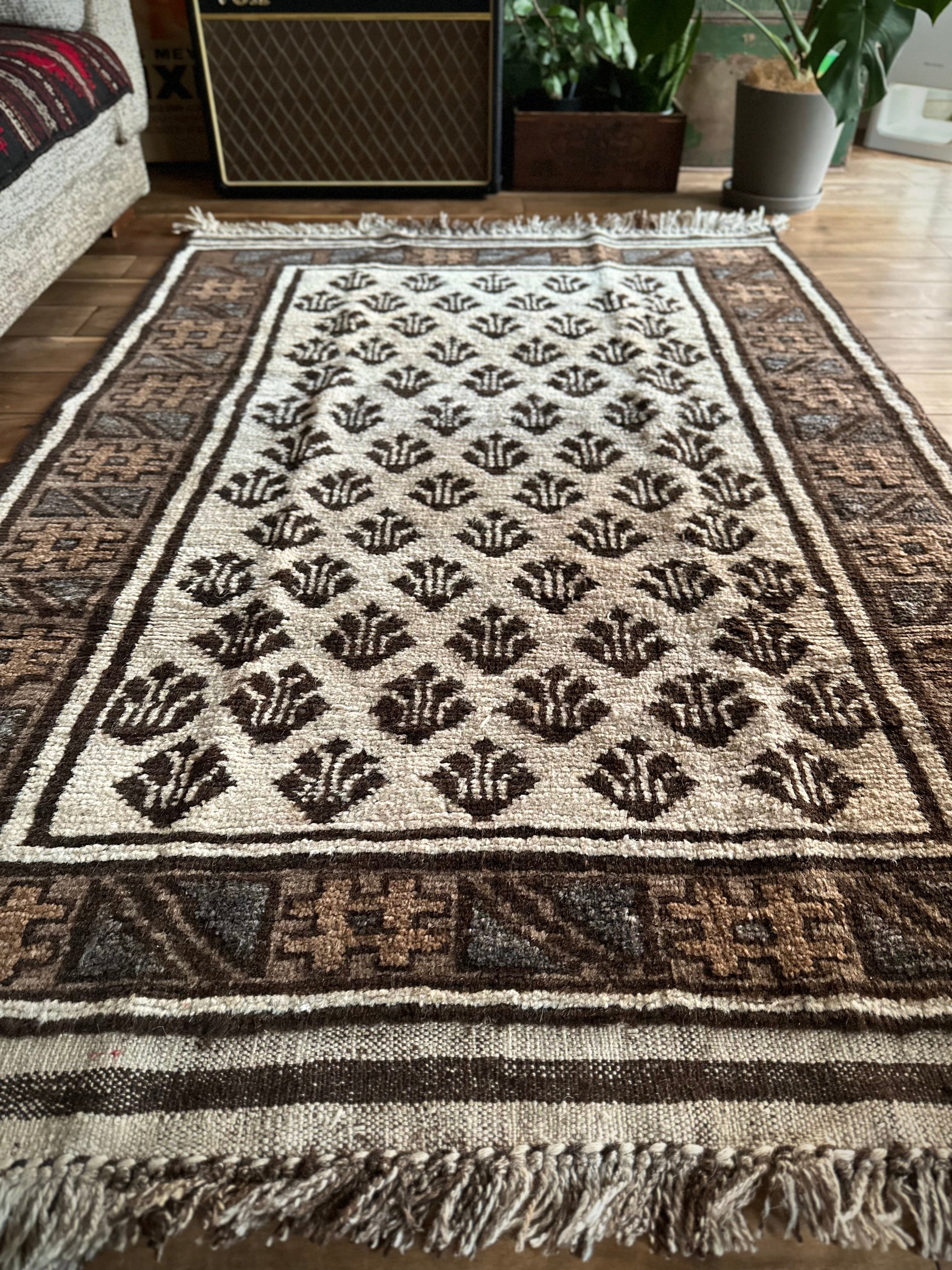 トライバルラグ タイマニ バルーチ ヴィンテージラグ プリミティブ