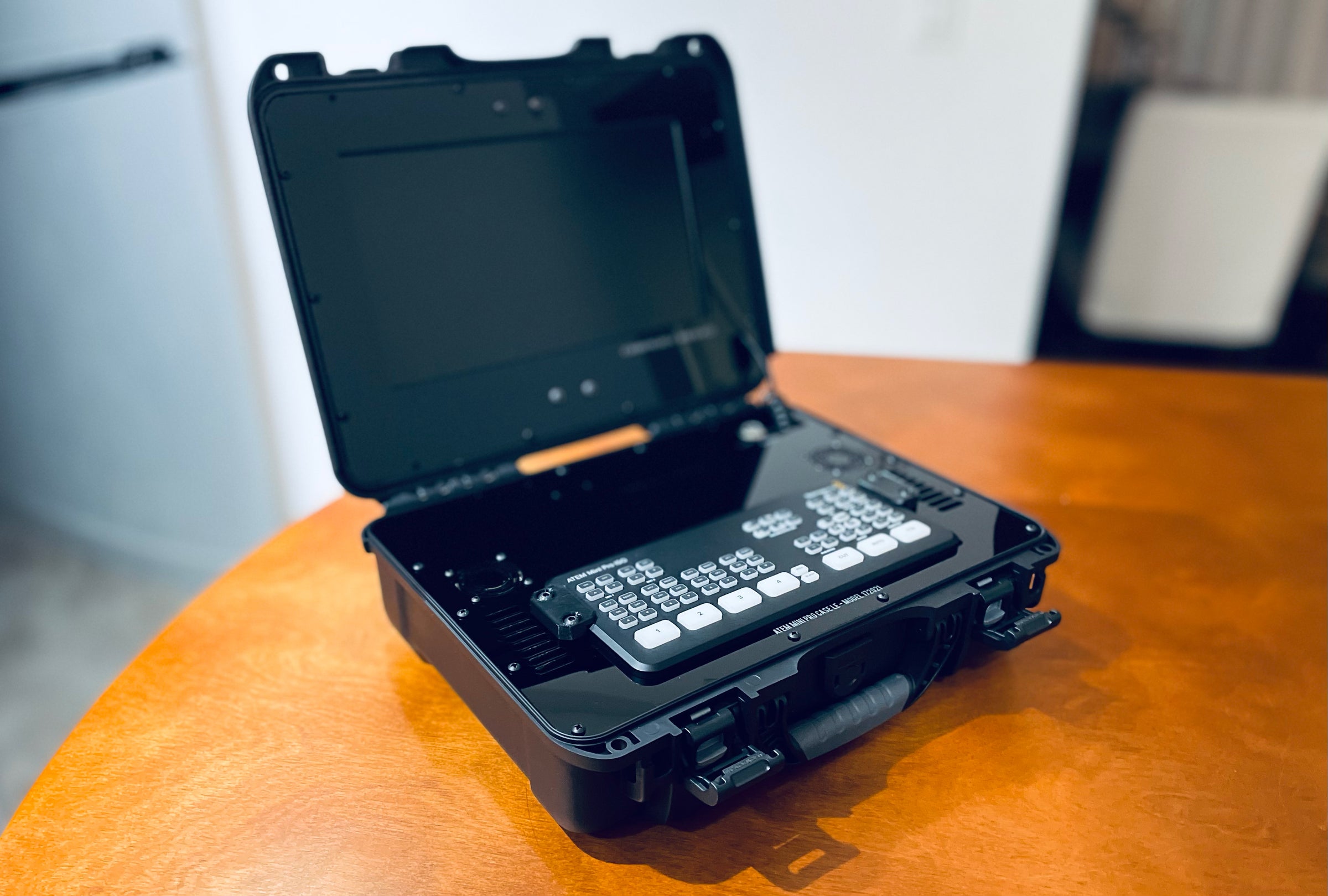 ATEM MINI CASE LE M172021 OUTSIDE PORTS | Pocket Video Studio New York