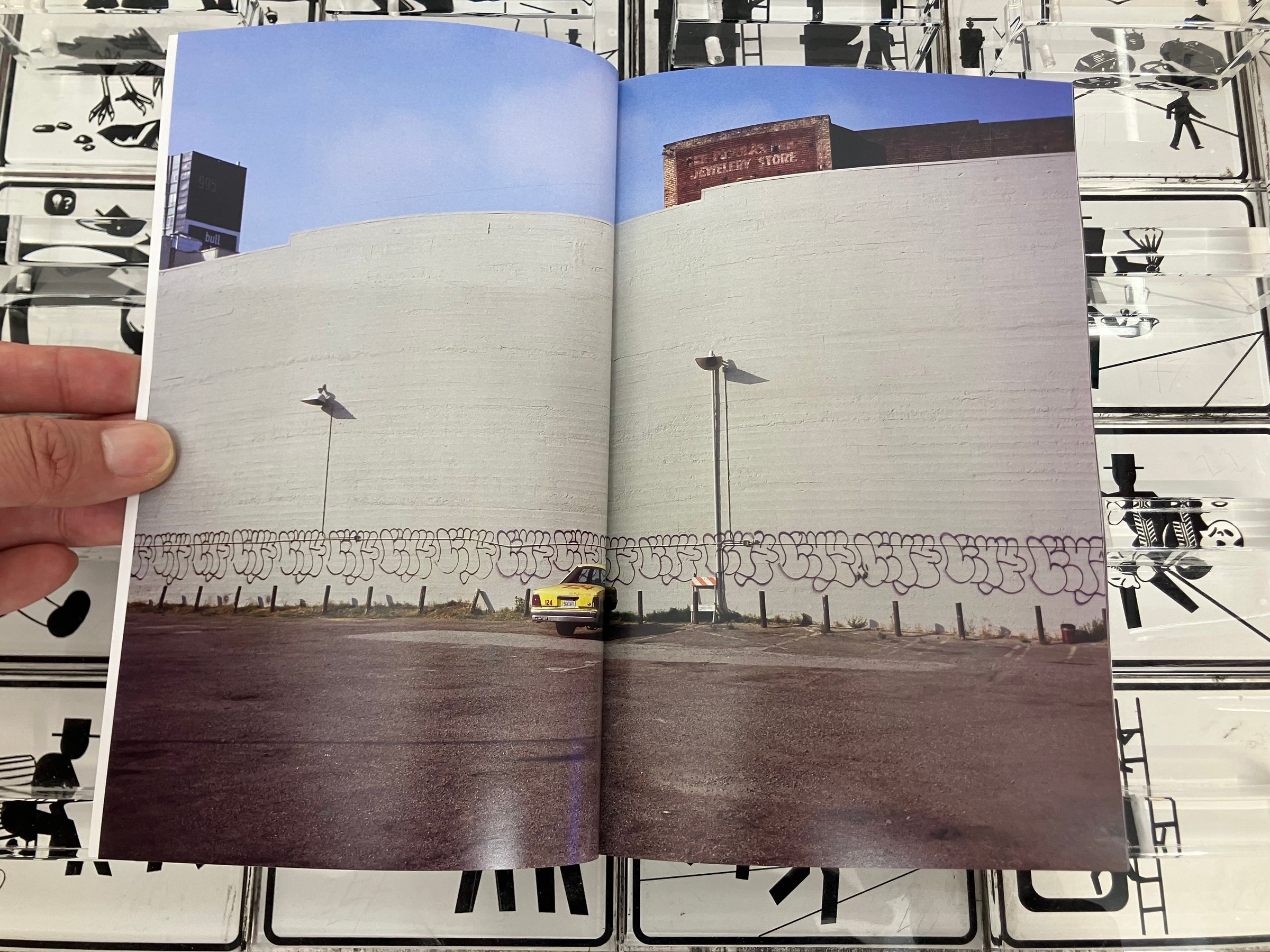 ALL ROSES by Cheryl Dunn | ESPOKYO