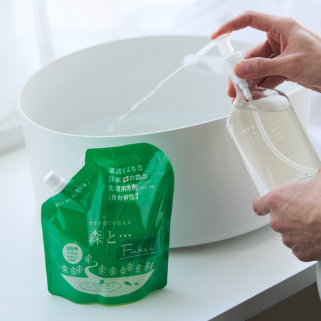 森と…Fukii詰替パック450g 青森ヒバの香り》落ちた汚れが再付着しない