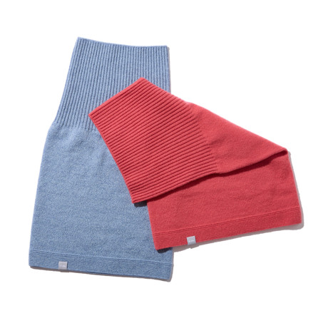 単色》なめらか極細毛、すっきり軽い着け心地の「カシミヤネック