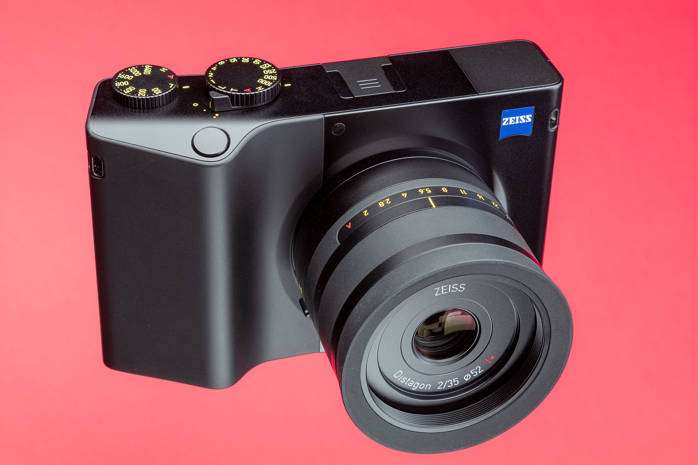 Zeiss ZX1 review: DPReview | Photography News, Gear Reviews