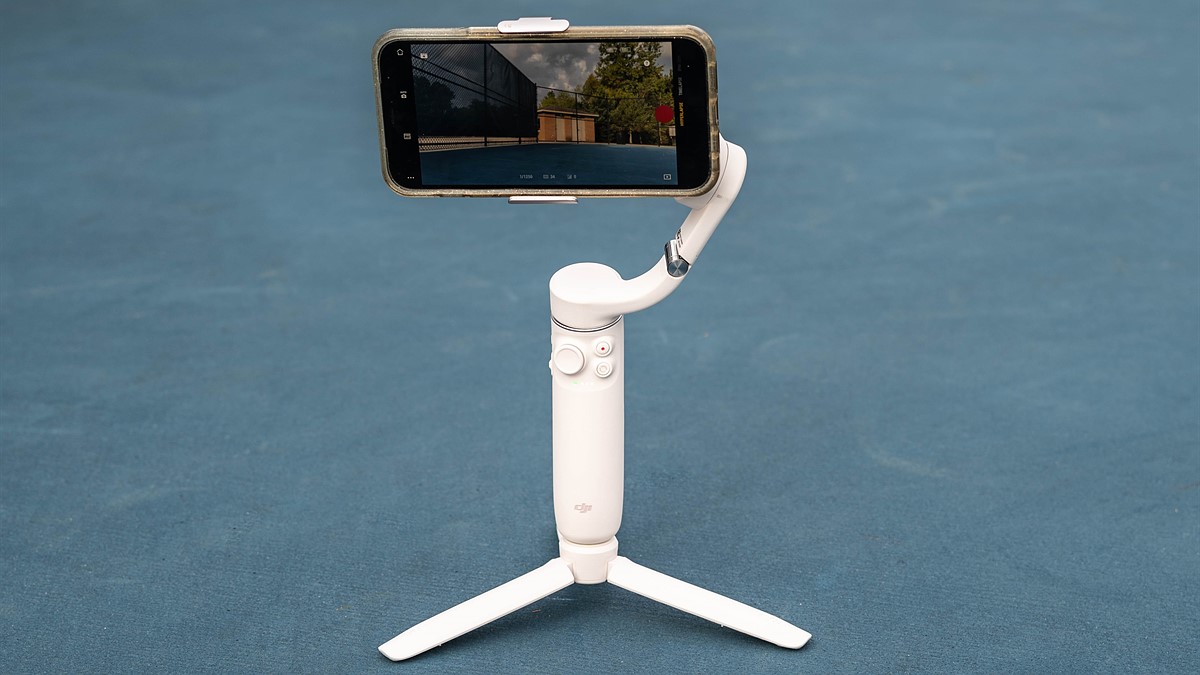 Review: The DJI OM 5 smartphone gimbal gets more compact, still