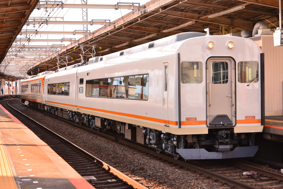 近鉄】21000系 (21700形) UB02 アーバンライナーplus中間運転台出場