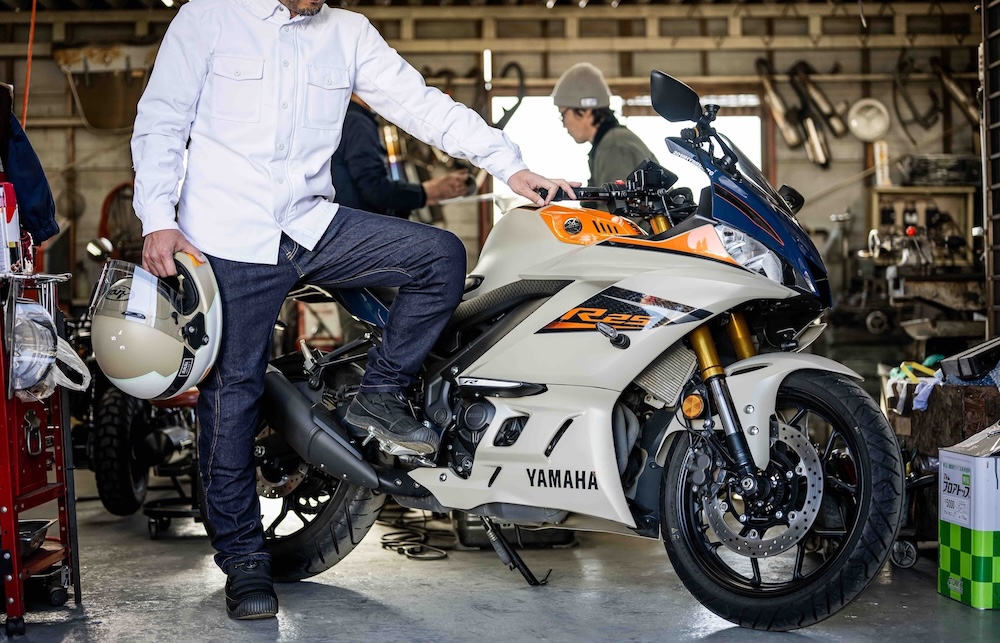 バイク乗車で必要なのは【タテ伸び】だ！ タテにも伸びる【シン