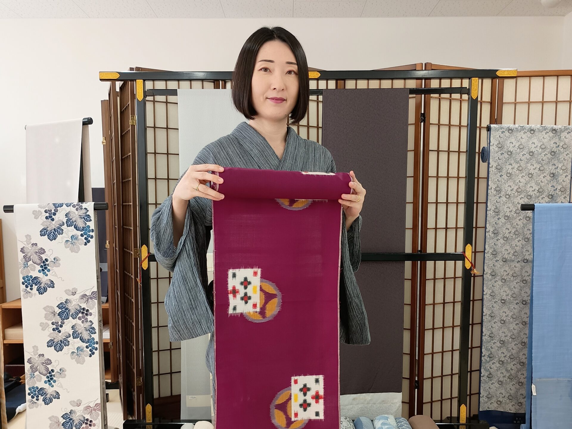 伊勢崎銘仙（珍絣）の反物を買いました | 週末着物日記「未衣子の