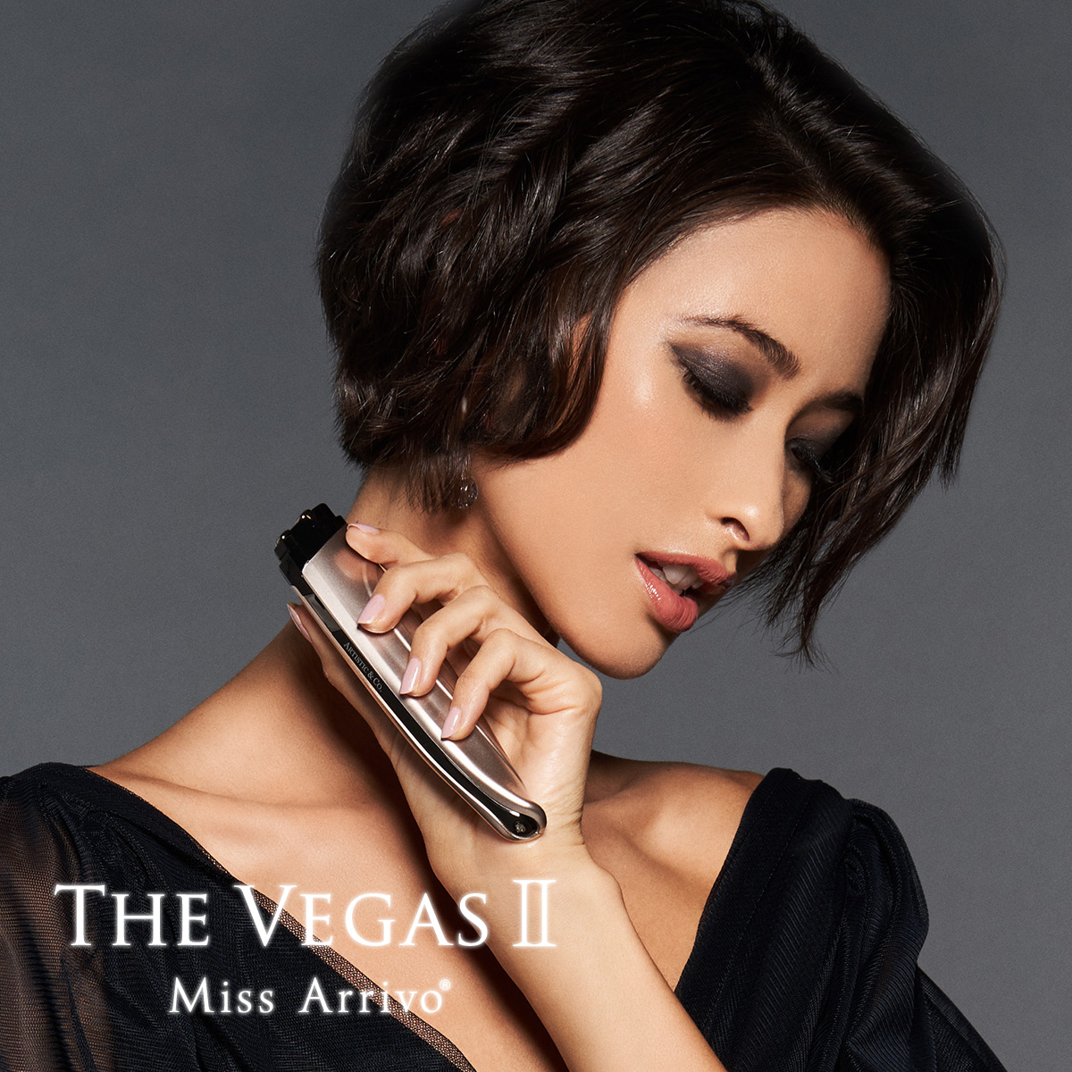ARTISTIC & CO Miss Arrivo The Vegas II Super compact beauty
