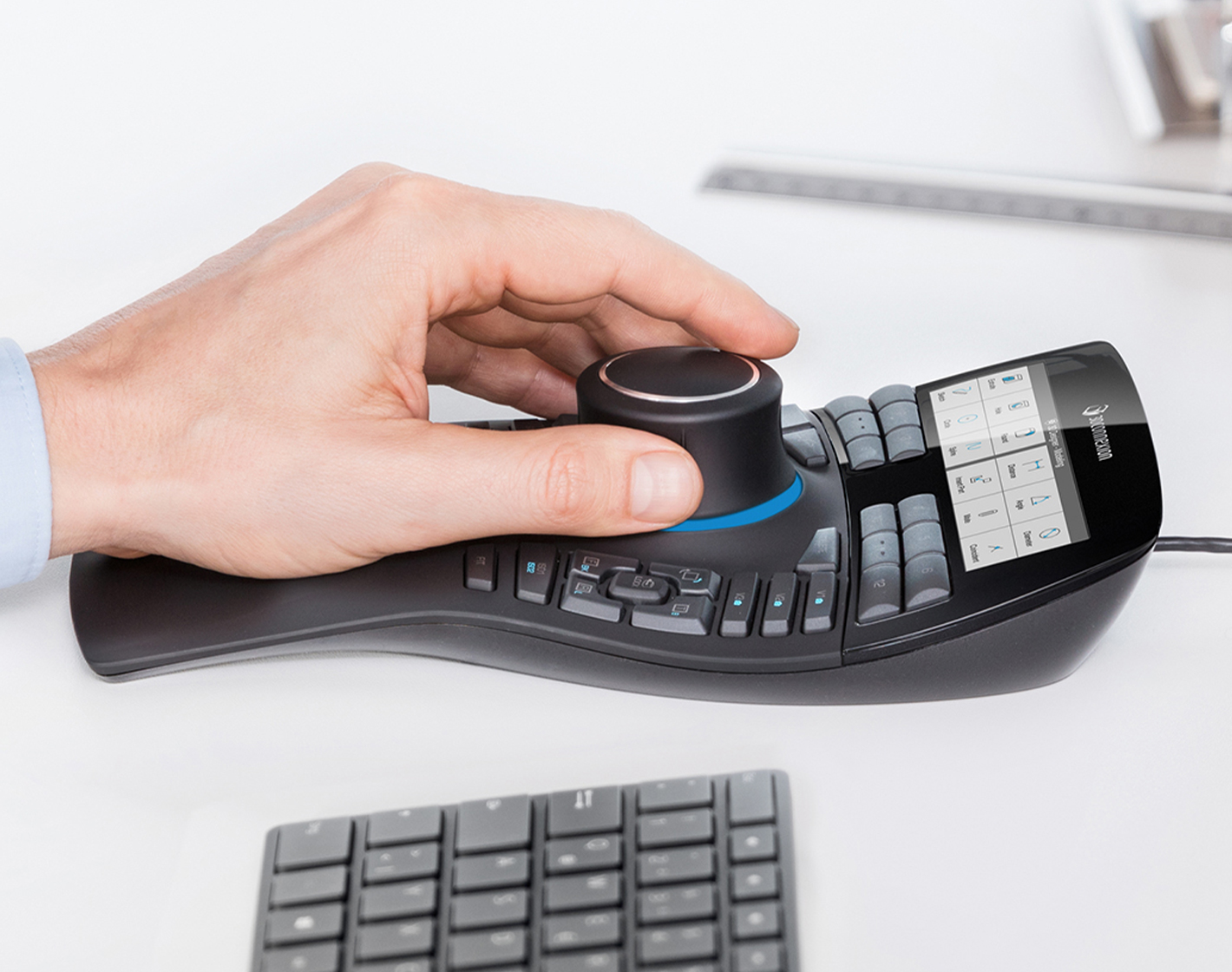 SpaceMouse Enterprise - Fast and Efficient 3D Modeling