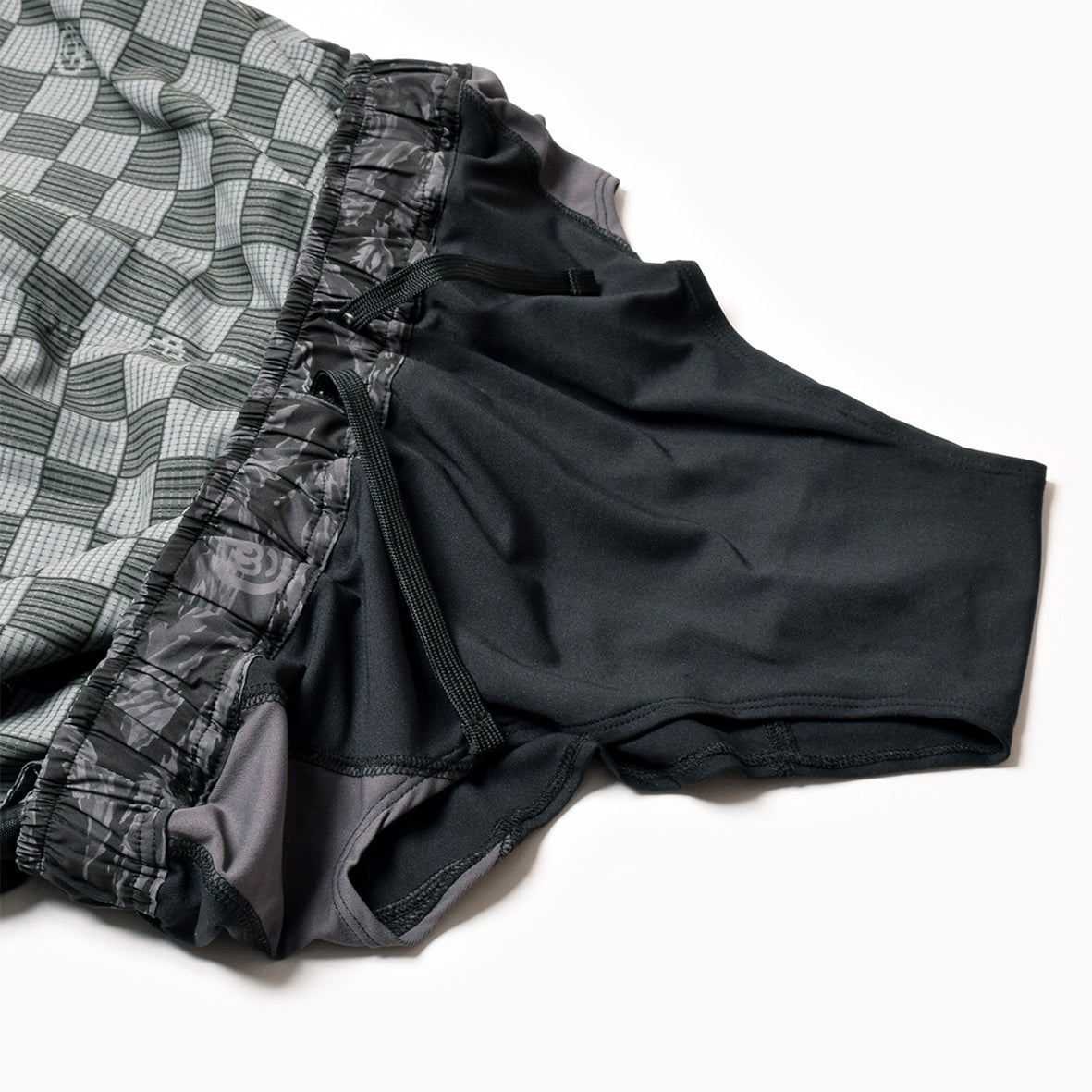 MMAx3ITSUKA Checker Racing Run Shorts - 三津家貴也 オフィシャルサイト