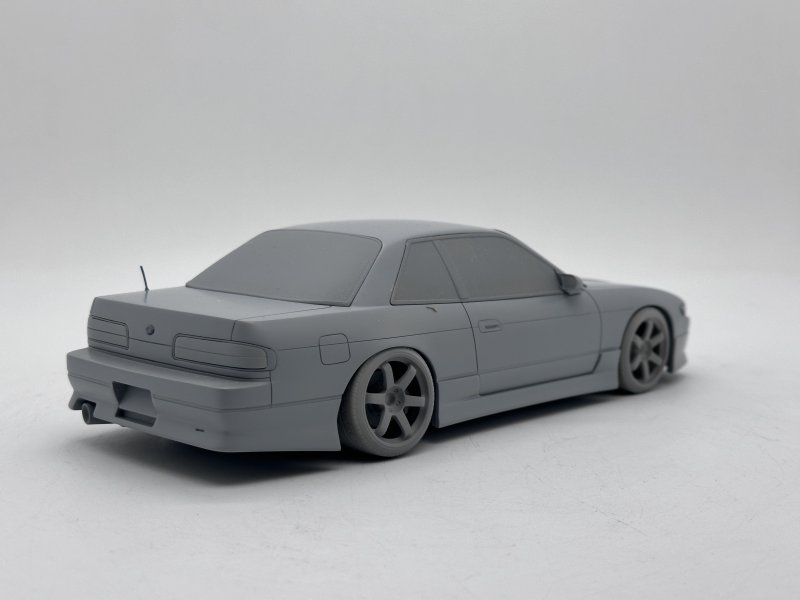 イグニッションモデル 1／18スケール VERTEX S13 SILVIA