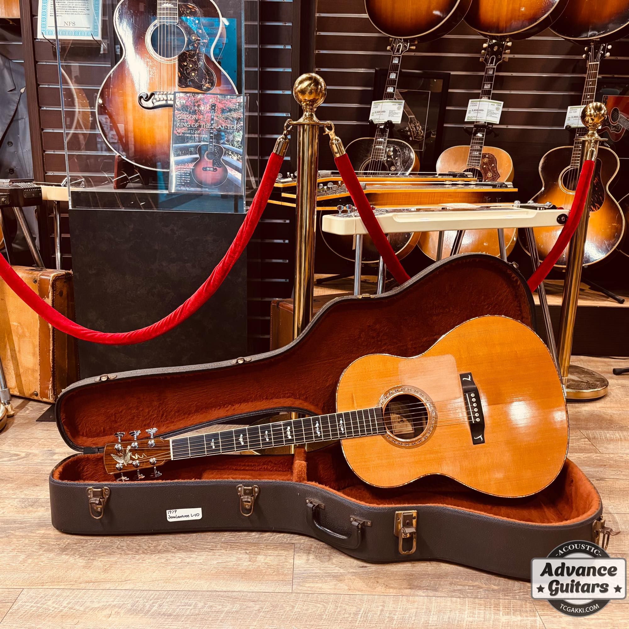 1979年製 L-10 Deluxe “Eagle”