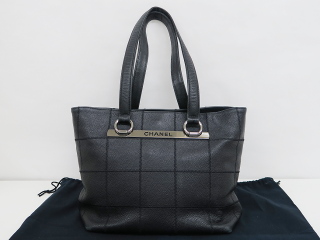 シャネル ソフトキャビアスキン チョコバー トートバッグ の買取実績