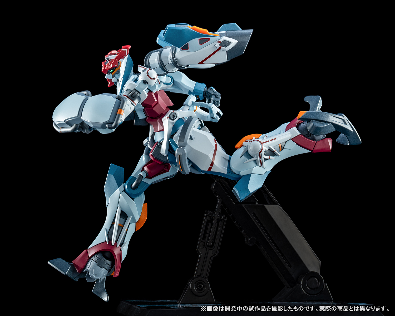 主役機が塗装済み完成品でついに登場！8月発売予定「METAL ROBOT魂