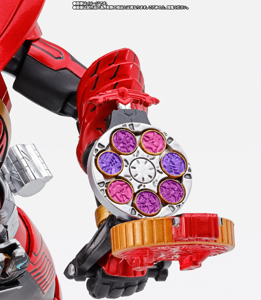 S.H.Figuarts（真骨彫製法） 仮面ライダーオーズ タジャドルコンボ