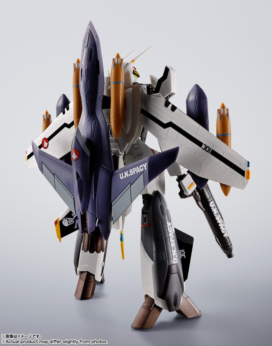 HI-METAL R VF-0Sフェニックス(ロイ・フォッカー機) ＋ QF-2200D-B