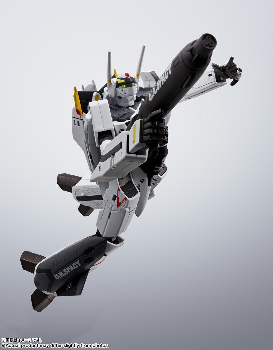 HI-METAL R VF-0Sフェニックス(ロイ・フォッカー機) ＋ QF-2200D-B