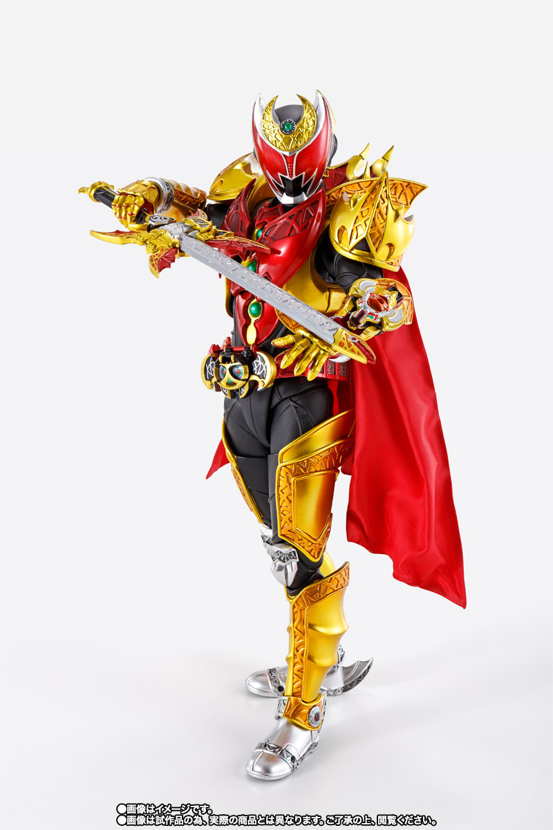 S.H.Figuarts（真骨彫製法） 仮面ライダーキバ エンペラーフォーム