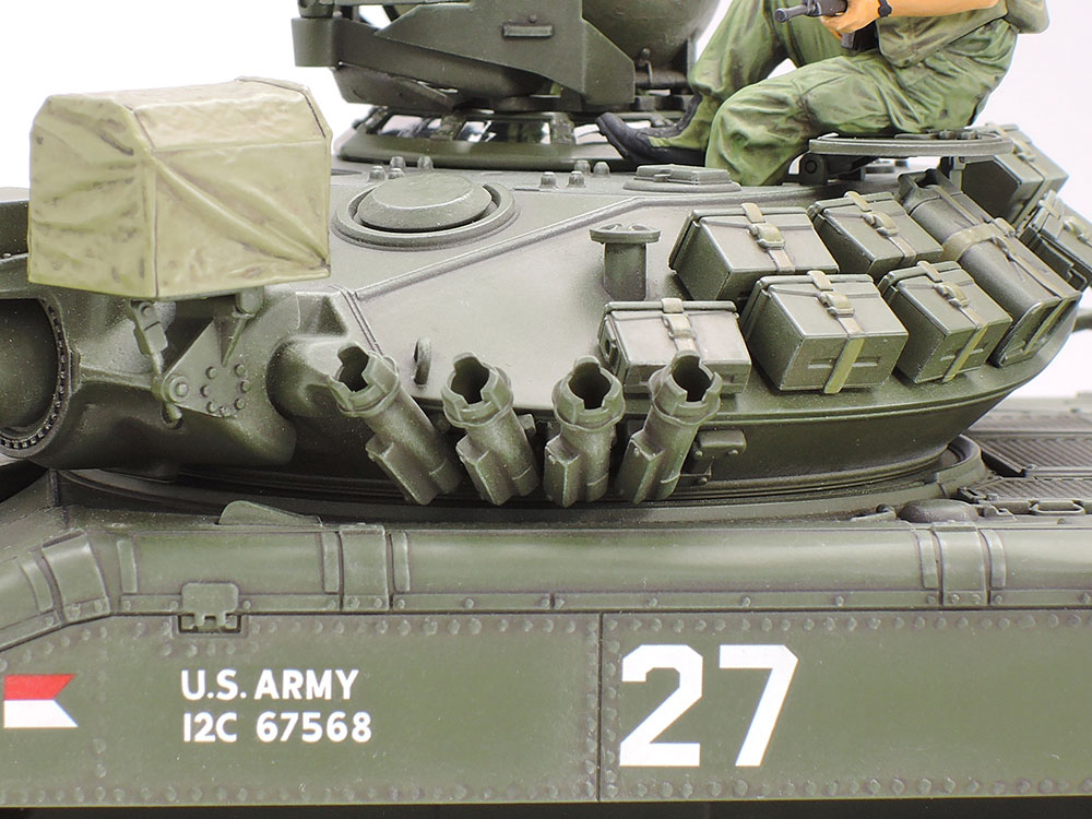 1/35 アメリカ空挺戦車 M551 シェリダン (ベトナム戦争): スケール