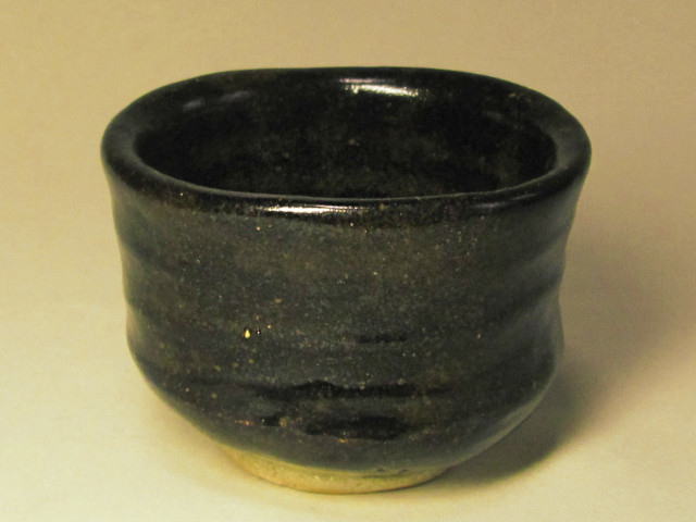 黒織部ぐい呑み（滴）の詳細／陶器販売のたぬき窯