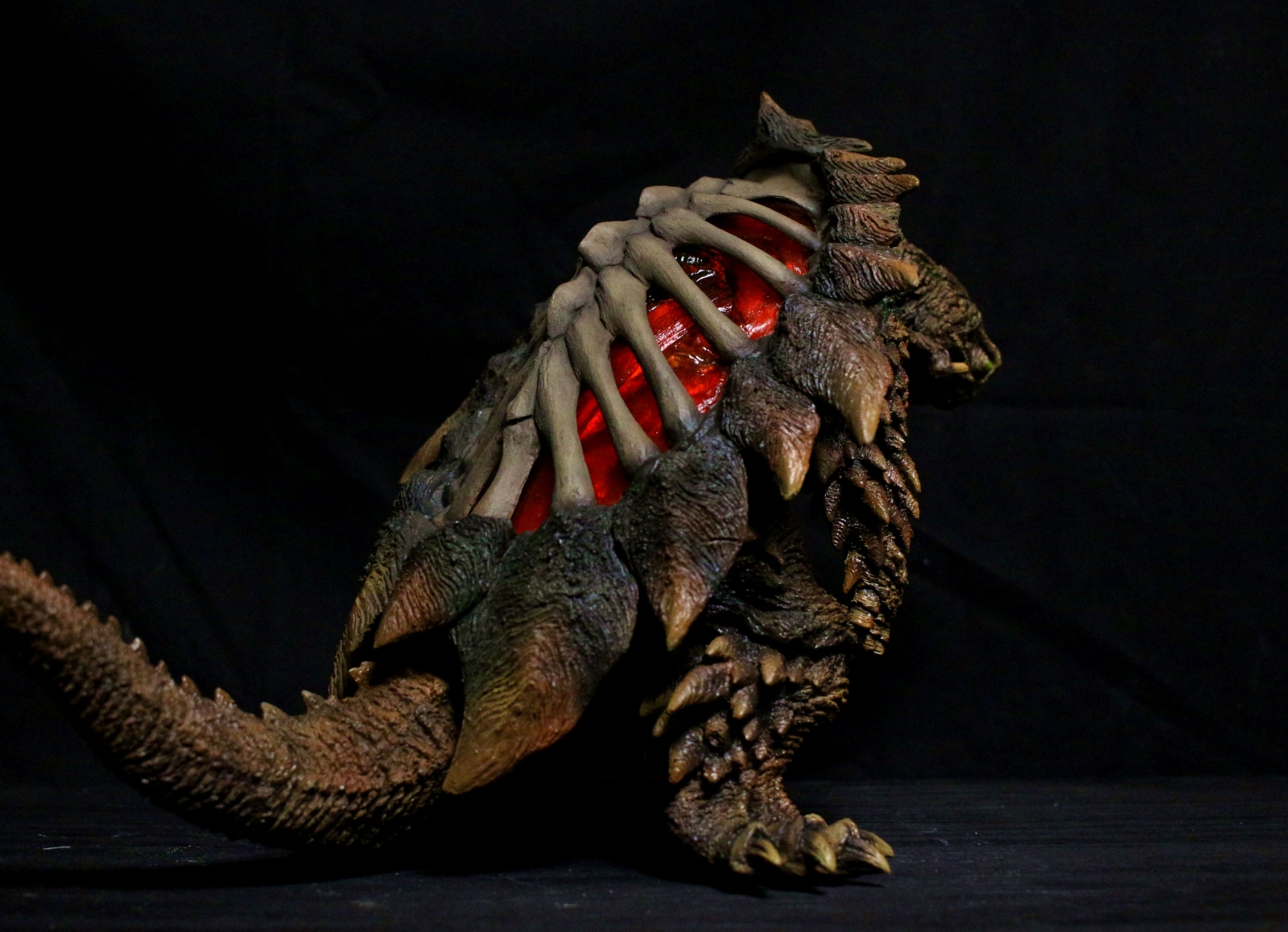 新品 田中ミュージアム工房 アヴァンガメラ 雄々しき守護者 G