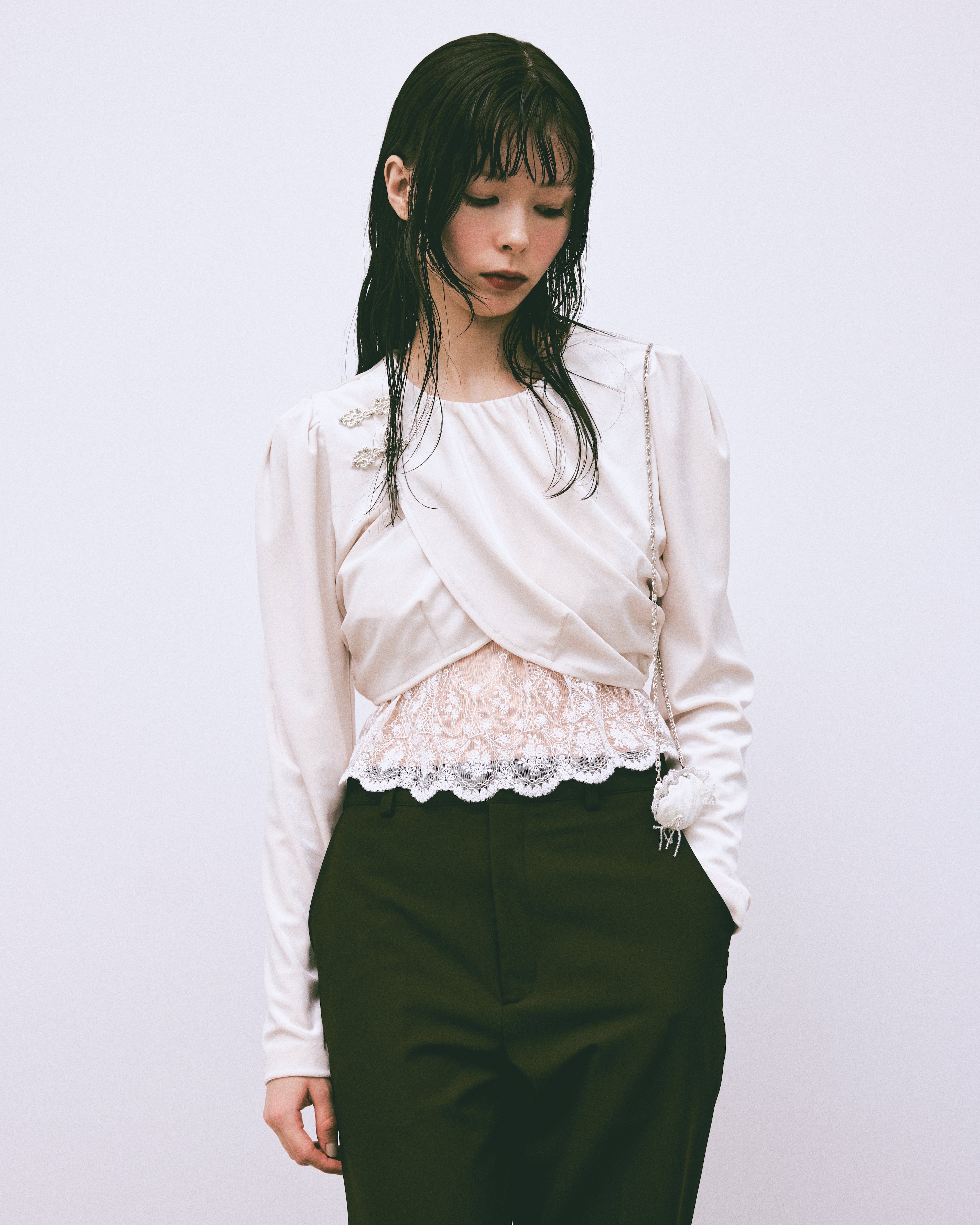 タナカダイスケ| gather neck velour tops White – tanakadaisuke