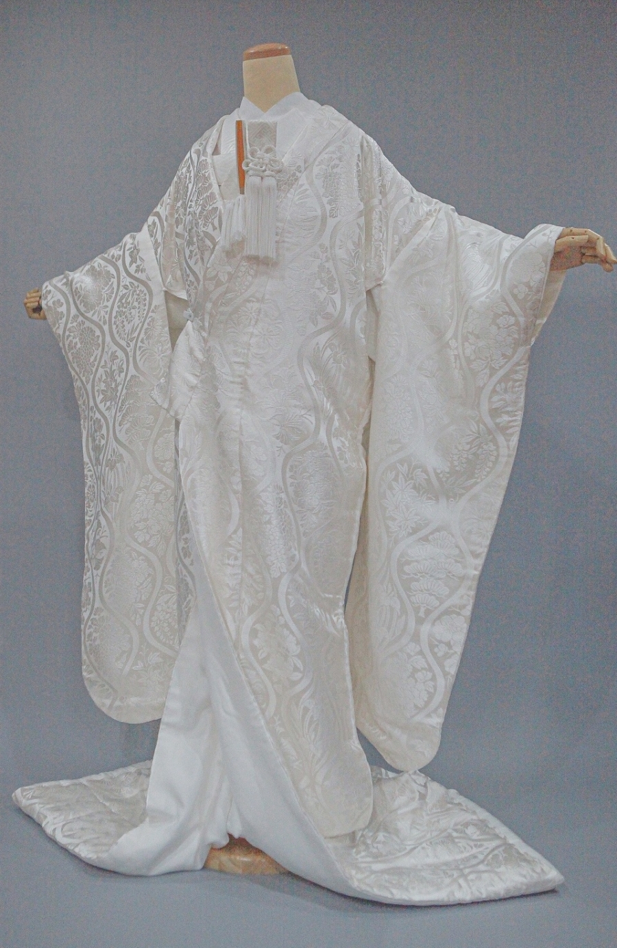 TANAN丹庵 白無垢「立枠草花紋」 - TANAN 丹庵