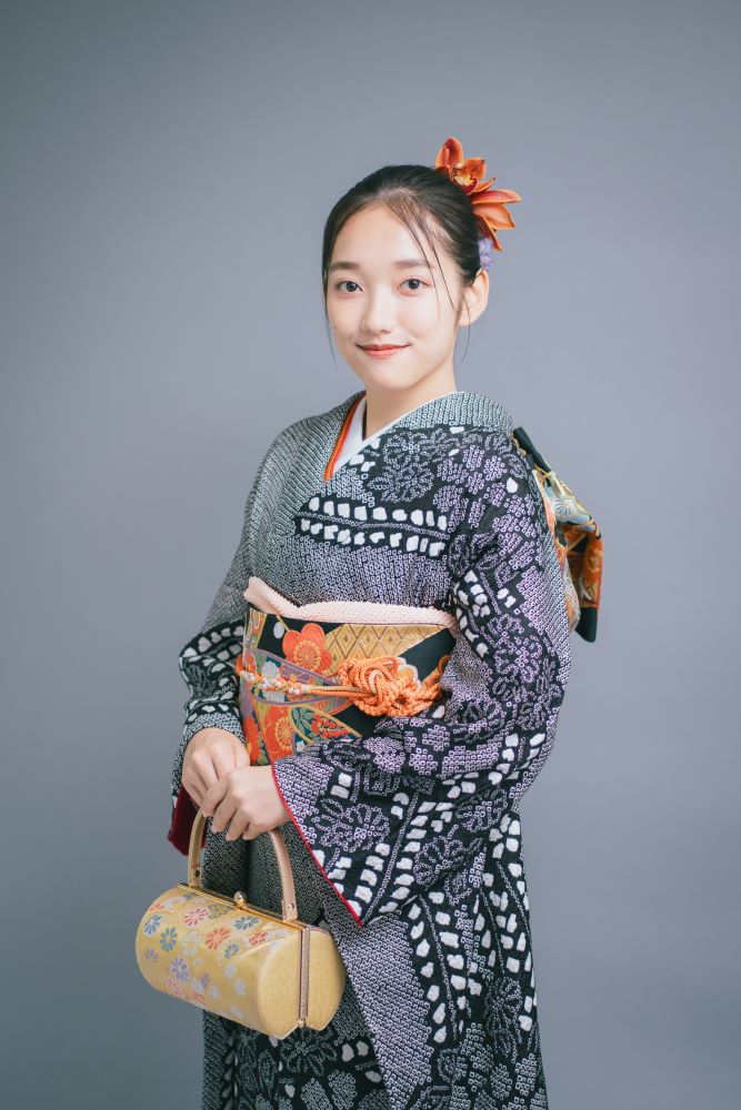 振袖 TANAN丹庵「黒総絞り 藤に花古典」 - TANAN 丹庵