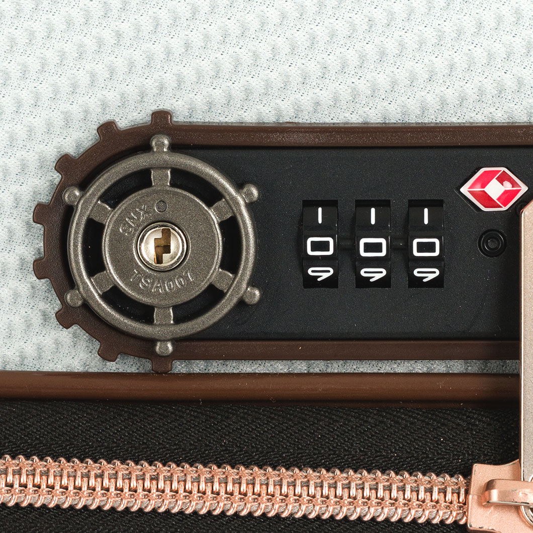 8700 WREATH | LEGEND WALKER | スーツケース | T&S