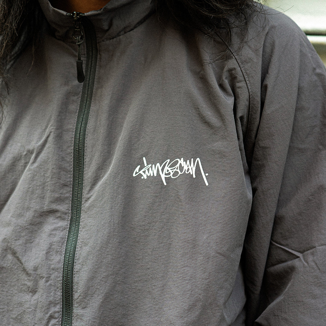 TIMESCAN（タイムスキャン）| SCRIPT LOGO WINDBREAKER | スノーボード