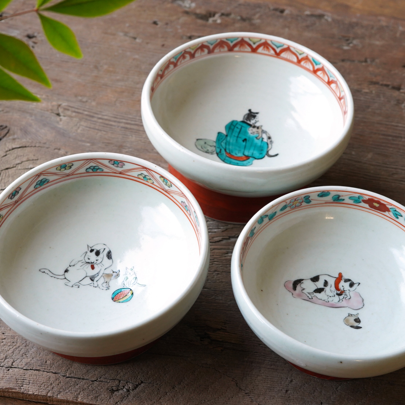 猫の皿や鉢がかわいい食器 松浦ナオコ（まつうらなおこ）の作家作品